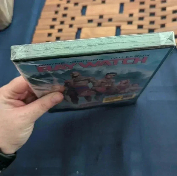 Baywatch DVD (New) - Picture 3 of 3